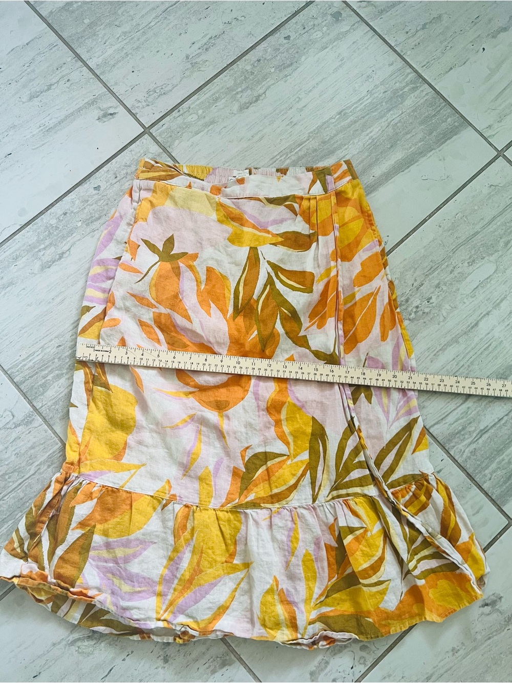 C&C California 100% Linen Tropical Wrap Midi Skirt | Size Large - Picture 6 of 10